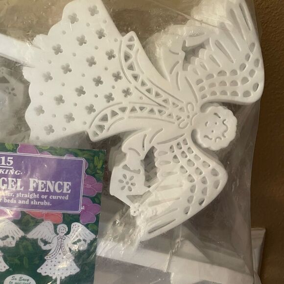 Guardian Angel Fence 15 Interlocking Angels - Picture 3 of 11